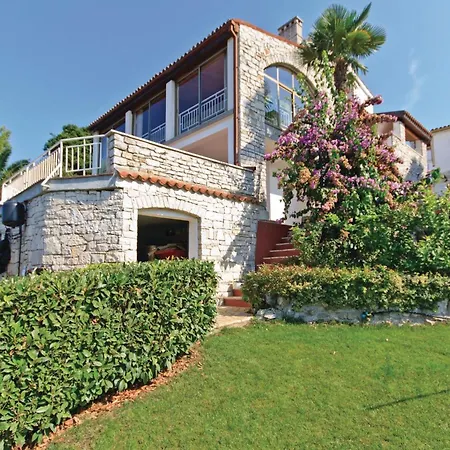 Kastanjez Iv Cr Appartamento