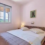 Kastanjez Iv Cr Appartement