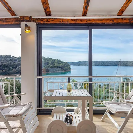 Appartement Kastanjez Iv Cr